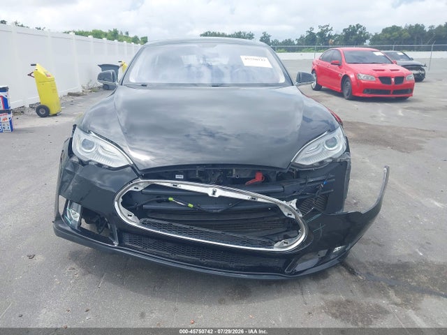 Продаж на аукціоні авто 2013 Tesla Model S Performance, vin: 5YJSA1CP2DFP16412, номер лоту: 45750742