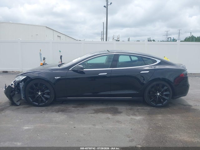 Продаж на аукціоні авто 2013 Tesla Model S Performance, vin: 5YJSA1CP2DFP16412, номер лоту: 45750742