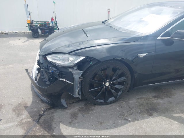 Продаж на аукціоні авто 2013 Tesla Model S Performance, vin: 5YJSA1CP2DFP16412, номер лоту: 45750742