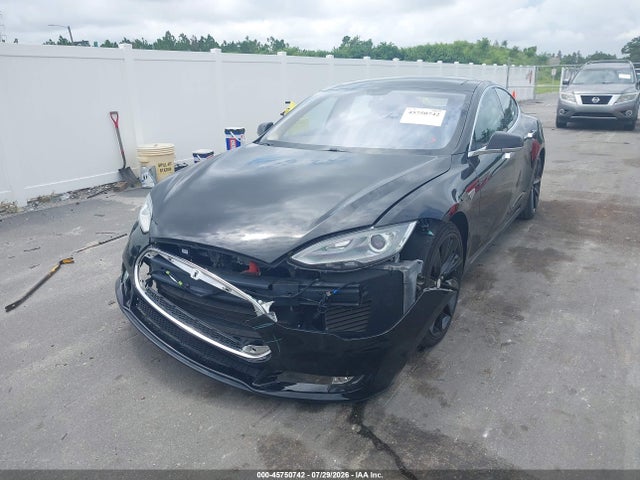 Продаж на аукціоні авто 2013 Tesla Model S Performance, vin: 5YJSA1CP2DFP16412, номер лоту: 45750742