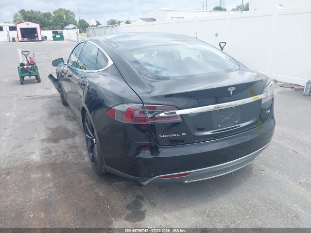 Продаж на аукціоні авто 2013 Tesla Model S Performance, vin: 5YJSA1CP2DFP16412, номер лоту: 45750742