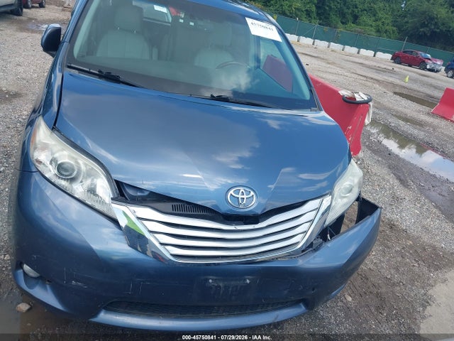 Продаж на аукціоні авто 2014 Toyota Sienna Limited 7 Passenger, vin: 5TDDK3DC0ES071463, номер лоту: 45750841