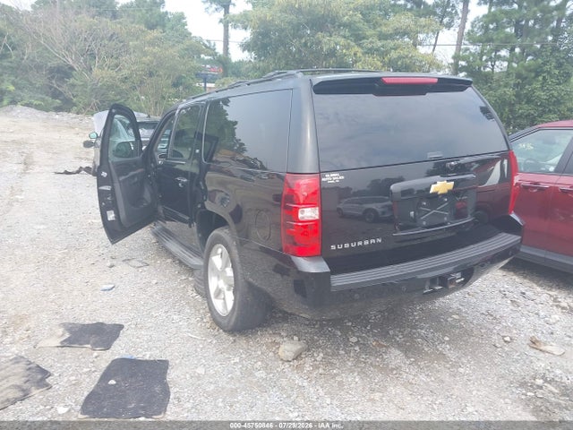 2013 Chevrolet Suburban Lt მანქანა იყიდება აუქციონზე, vin: 1GNSCJE05DR373543, აუქციონის ნომერი: 45750846