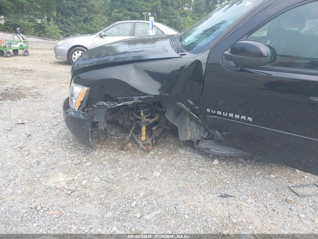 2013 Chevrolet Suburban Lt მანქანა იყიდება აუქციონზე, vin: 1GNSCJE05DR373543, აუქციონის ნომერი: 45750846