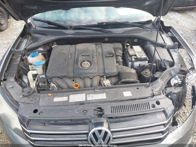 2013 Volkswagen Passat 2.5l Se მანქანა იყიდება აუქციონზე, vin: 1VWBP7A35DC082993, აუქციონის ნომერი: 45750850