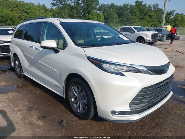 Продаж на аукціоні авто 2021 Toyota Sienna Xle, vin: 5TDYRKEC6MS054302, номер лоту: 45750873