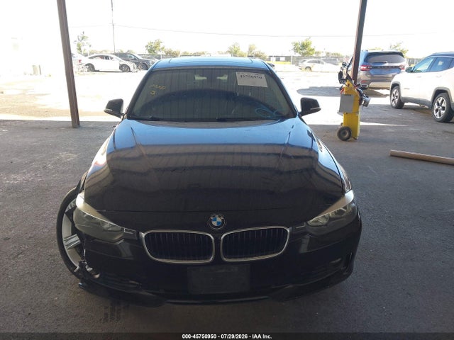 45750950 :رقم المزاد ، WBA3C1C58DF438296 vin ، 2013 Bmw 328i مزاد بيع