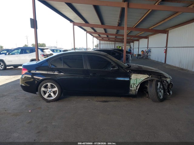 45750950 :رقم المزاد ، WBA3C1C58DF438296 vin ، 2013 Bmw 328i مزاد بيع