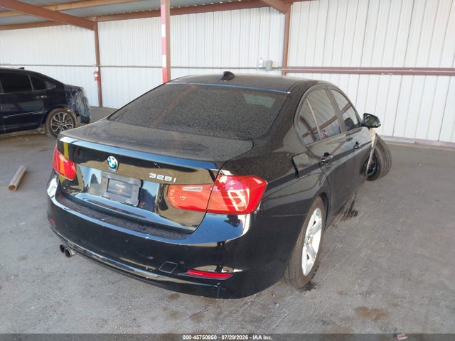 45750950 :رقم المزاد ، WBA3C1C58DF438296 vin ، 2013 Bmw 328i مزاد بيع