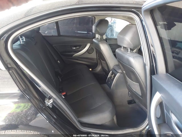 45750950 :رقم المزاد ، WBA3C1C58DF438296 vin ، 2013 Bmw 328i مزاد بيع