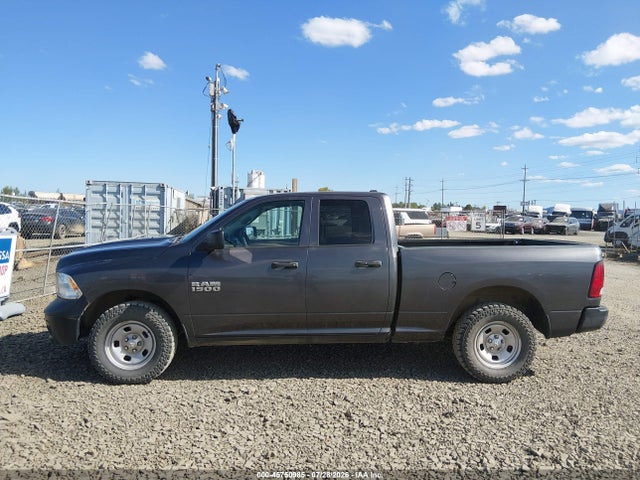Продажа на аукционе авто 2017 Ram 1500 Tradesman  4x4 6'4 Box, vin: 1C6RR7FG9HS826587, номер лота: 45750985