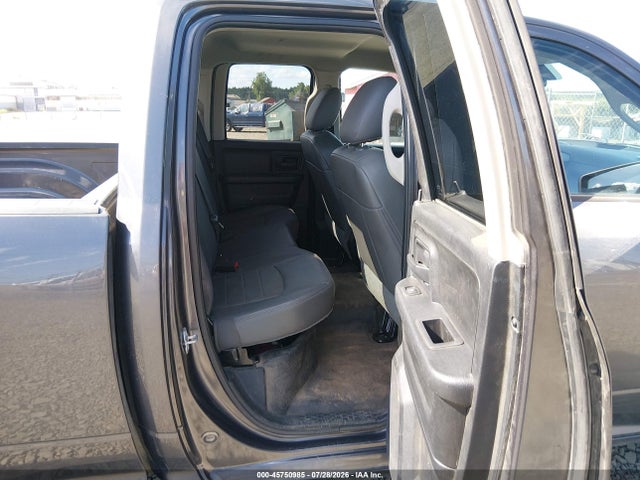 Продажа на аукционе авто 2017 Ram 1500 Tradesman  4x4 6'4 Box, vin: 1C6RR7FG9HS826587, номер лота: 45750985