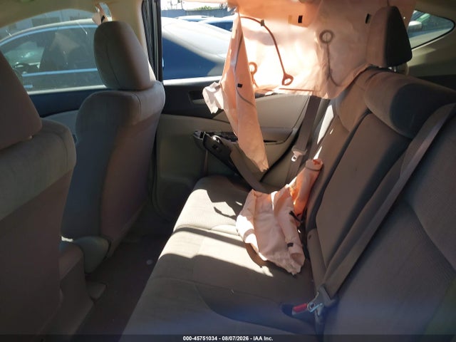 Honda CR-V LX 2014 2HKRM3H38EH522087 Image 8