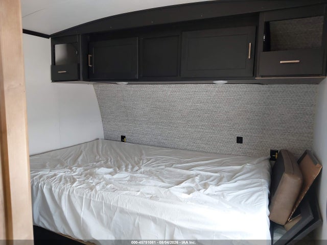 Продажа на аукционе авто 2022 Keystone Outback, vin: 4YDT0BS29NB453209, номер лота: 45751081