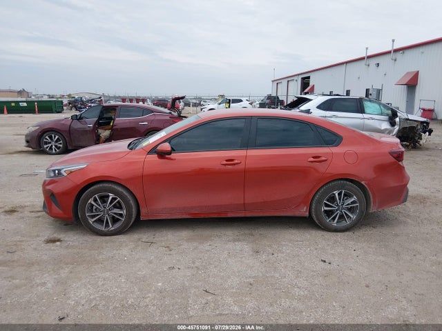 KIA Forte Lxs 2023 3KPF24AD9PE666739 Image 14
