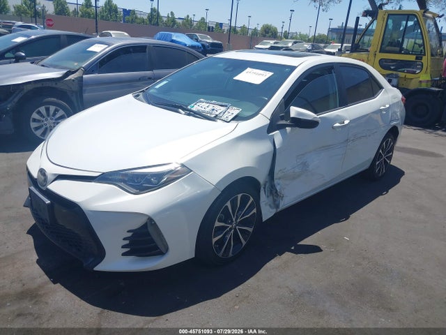Toyota Corolla Xse 2018 5YFBURHEXJP776967 Image 2