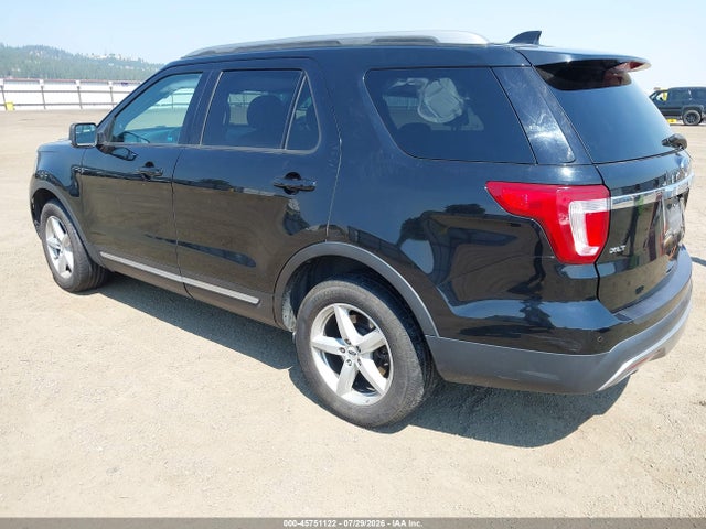 Ford EXPLORER XLT 2017 1FM5K8D81HGD97134 Image 3