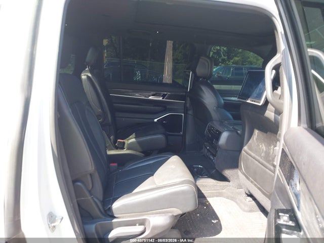 Продажа на аукционе авто 2022 Jeep Wagoneer Series Iii 4x4, vin: 1C4SJVDT7NS105833, номер лота: 45751142