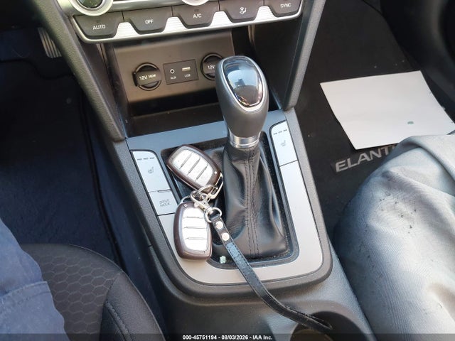 Hyundai Elantra Value Edition 2020 5NPD84LF5LH610906 Image 11