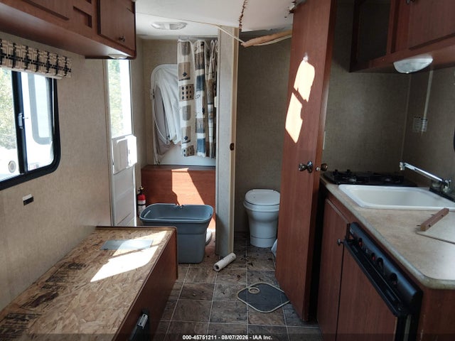 Coachmen Sportsmen 2014 4EZTK1616E5055073 Image 8