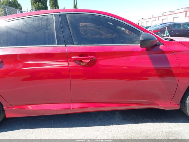 45751220 :رقم المزاد ، 1HGCV1F37JA096762 vin ، 2018 Honda Accord Sport مزاد بيع