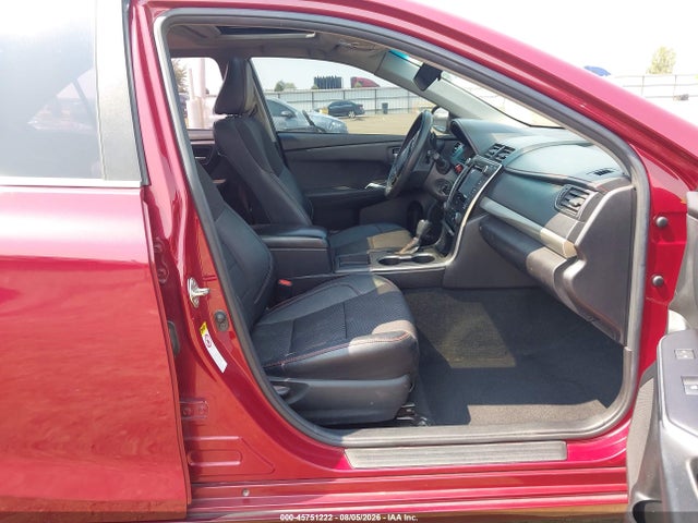 4T1BF1FK1GU530689 Toyota CAMRY SE