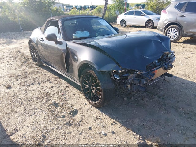 Auction sale of the 2016 Mazda Mx-5 Miata Club, vin: JM1NDAC78G0105923, lot number: 45751225