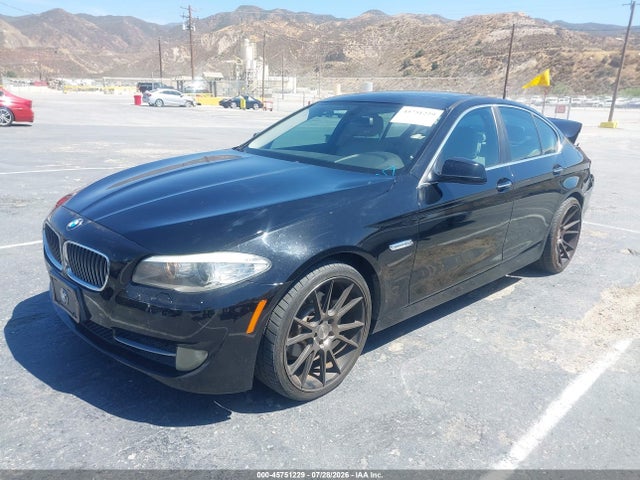 45751229 :رقم المزاد ، WBAFR1C52BC749071 vin ، 2011 Bmw 528i مزاد بيع