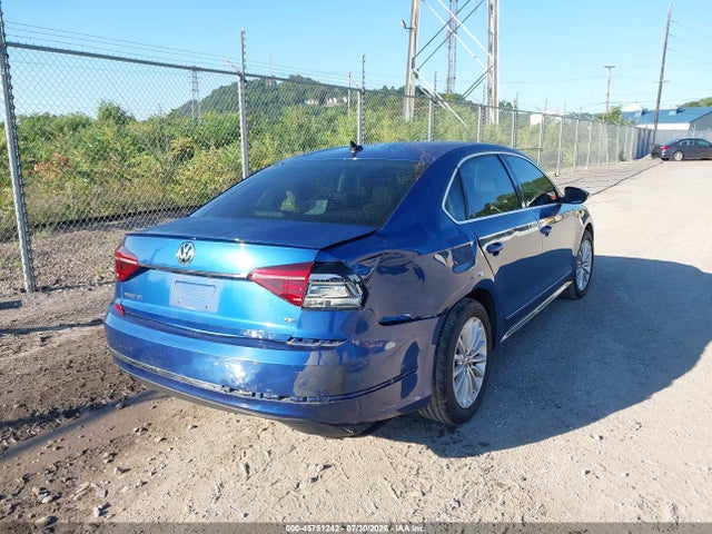Aukcja sprzedaży 2017 Volkswagen Passat 1.8t Se, vin: 1VWBT7A34HC000172, numer aukcji: 45751242