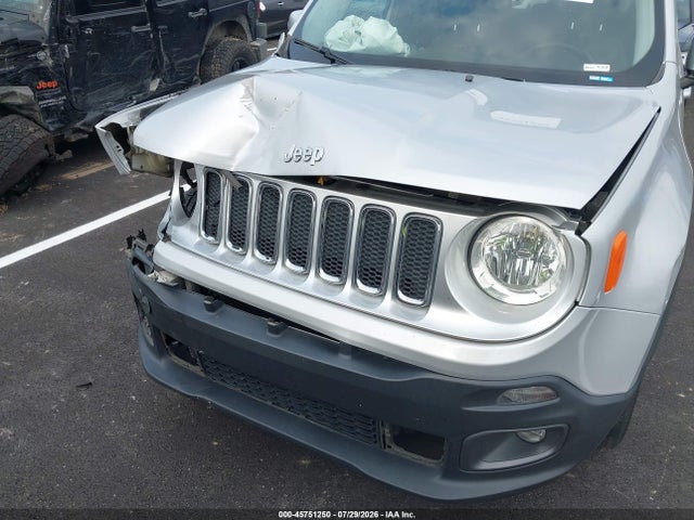 2015 Jeep Renegade Limited მანქანა იყიდება აუქციონზე, vin: ZACCJADT0FPB74946, აუქციონის ნომერი: 45751250