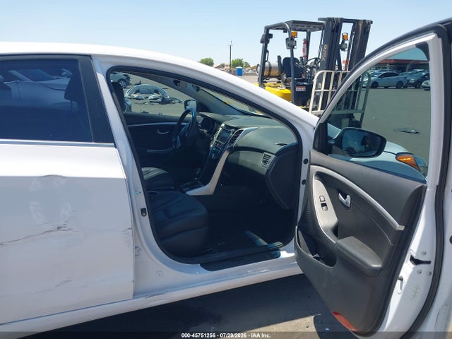 KMHD35LH7FU242045 Hyundai ELANTRA GT
