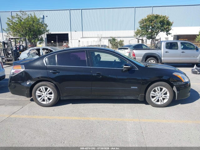 2011 Nissan Altima Hybrid მანქანა იყიდება აუქციონზე, vin: 1N4CL2AP4BC185544, აუქციონის ნომერი: 45751282