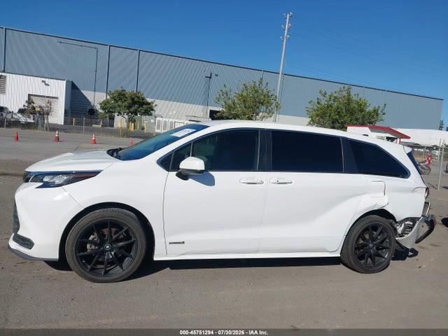 Auction sale of the 2021 Toyota Sienna Le, vin: 5TDKRKEC8MS016690, lot number: 45751294