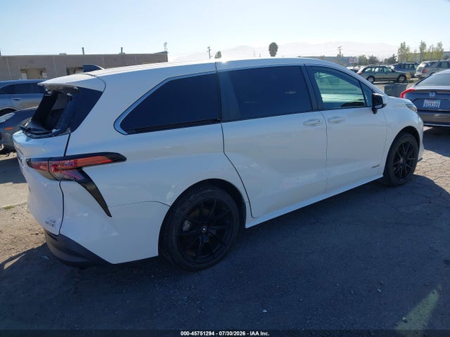 Auction sale of the 2021 Toyota Sienna Le, vin: 5TDKRKEC8MS016690, lot number: 45751294