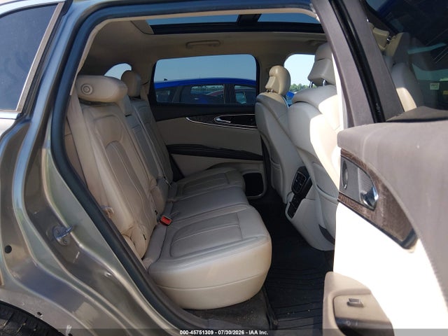 45751309 :رقم المزاد ، 2LMTJ6LR7GBL30430 vin ، 2016 Lincoln Mkx Reserve مزاد بيع