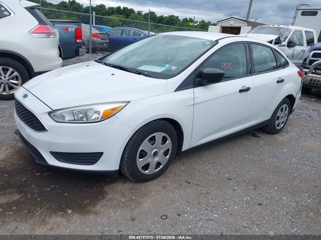 2018 Ford Focus S მანქანა იყიდება აუქციონზე, vin: 1FADP3E2XJL274689, აუქციონის ნომერი: 45751370