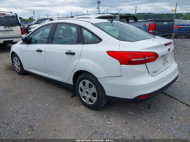 2018 Ford Focus S მანქანა იყიდება აუქციონზე, vin: 1FADP3E2XJL274689, აუქციონის ნომერი: 45751370