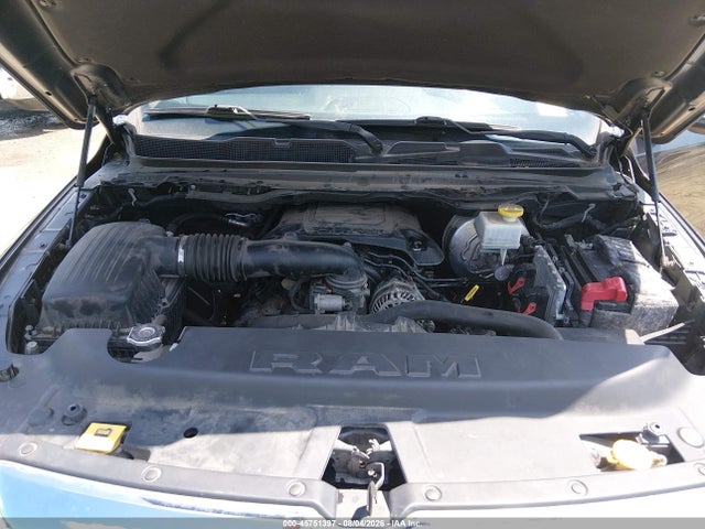 45751397 :رقم المزاد ، 1C6SRFJT6KN675696 vin ، 2019 Ram 1500 Laramie مزاد بيع