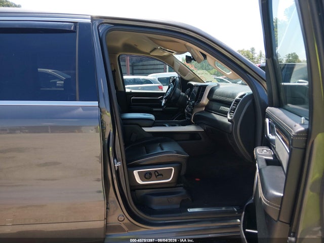 45751397 :رقم المزاد ، 1C6SRFJT6KN675696 vin ، 2019 Ram 1500 Laramie مزاد بيع
