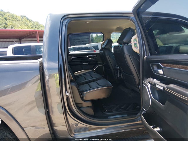 45751397 :رقم المزاد ، 1C6SRFJT6KN675696 vin ، 2019 Ram 1500 Laramie مزاد بيع