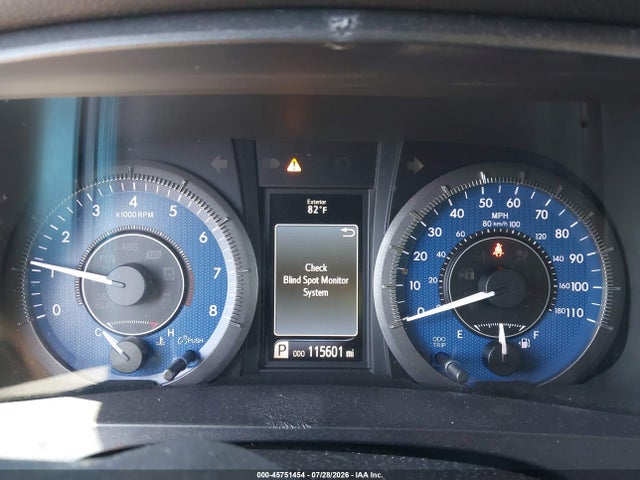 5TDYZ3DC4HS875542 Toyota Sienna Xle 8 Passenger