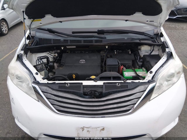 2012 Toyota Sienna Xle V6 8 Passenger მანქანა იყიდება აუქციონზე, vin: 5TDYK3DC8CS187198, აუქციონის ნომერი: 45751470