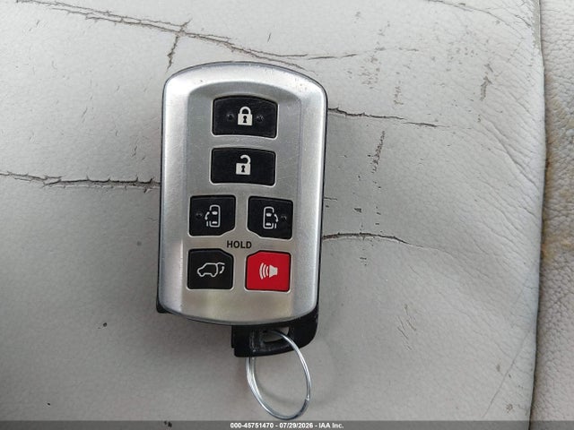 2012 Toyota Sienna Xle V6 8 Passenger მანქანა იყიდება აუქციონზე, vin: 5TDYK3DC8CS187198, აუქციონის ნომერი: 45751470