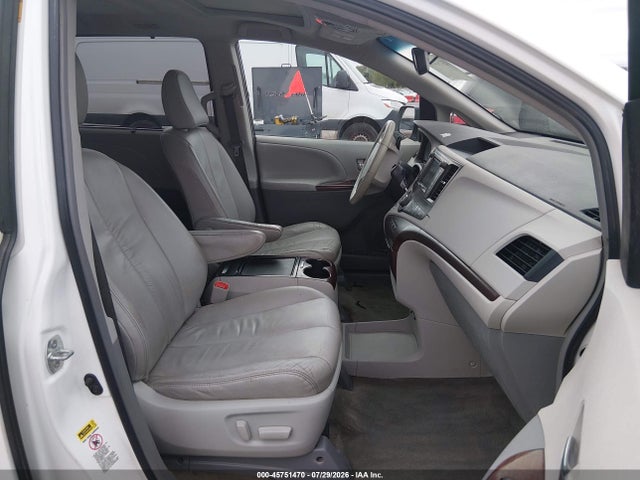 2012 Toyota Sienna Xle V6 8 Passenger მანქანა იყიდება აუქციონზე, vin: 5TDYK3DC8CS187198, აუქციონის ნომერი: 45751470