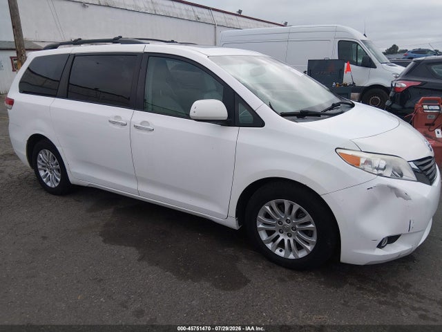 2012 Toyota Sienna Xle V6 8 Passenger მანქანა იყიდება აუქციონზე, vin: 5TDYK3DC8CS187198, აუქციონის ნომერი: 45751470