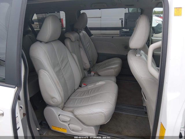 2012 Toyota Sienna Xle V6 8 Passenger მანქანა იყიდება აუქციონზე, vin: 5TDYK3DC8CS187198, აუქციონის ნომერი: 45751470