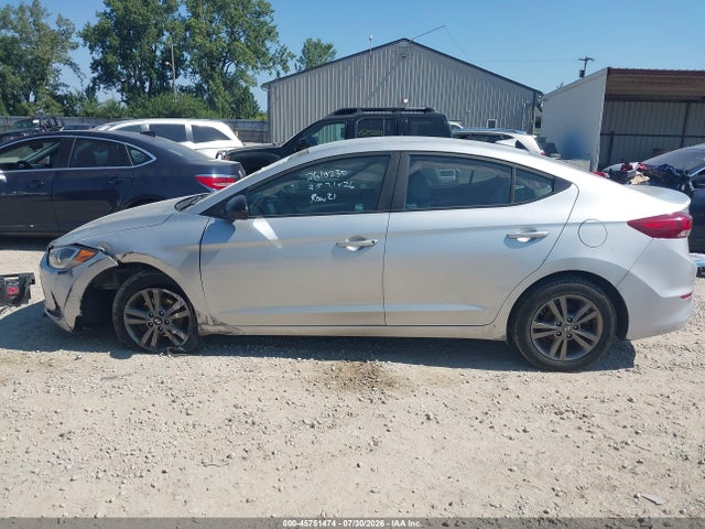 2018 Hyundai Elantra Sel მანქანა იყიდება აუქციონზე, vin: 5NPD84LF9JH230156, აუქციონის ნომერი: 45751474