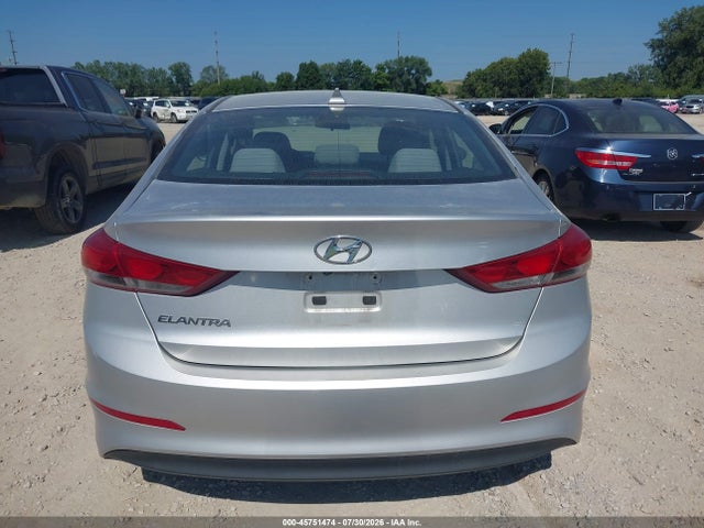 2018 Hyundai Elantra Sel მანქანა იყიდება აუქციონზე, vin: 5NPD84LF9JH230156, აუქციონის ნომერი: 45751474