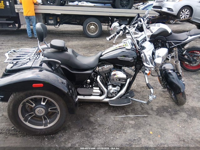 Harley-Davidson Flrt Free Wheeler 2015 1HD1MCM16FB856038 Image 12