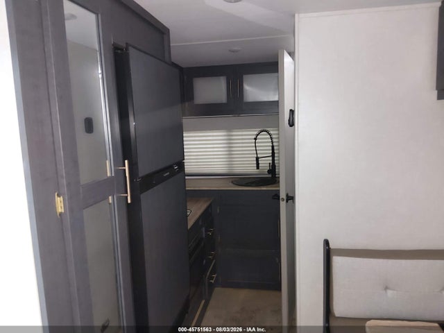 45751563 :رقم المزاد ، 4X4TRPU11RB032949 vin ، 2024 Forest River R Pod 194c Travel Trailer مزاد بيع